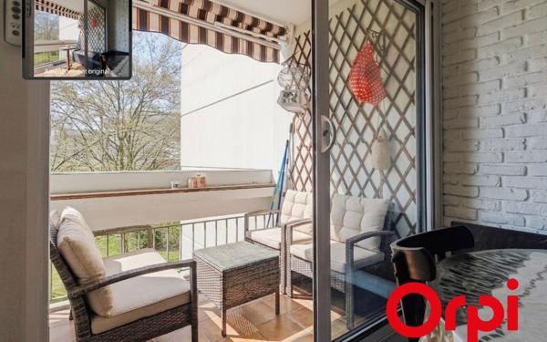 Appartement à vendre    5 pièces • 102,79 m2 Lyon 8