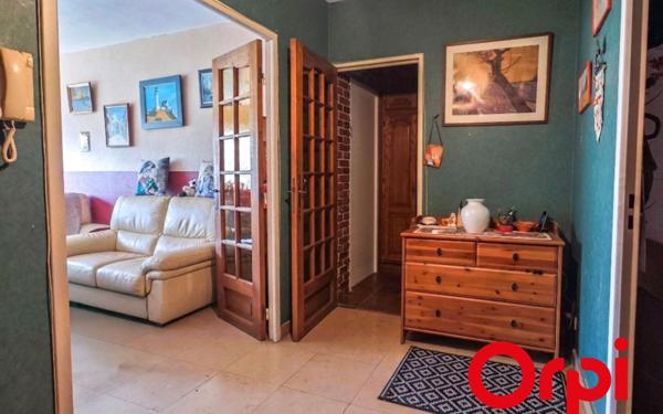 Appartement à vendre    5 pièces • 102,79 m2 Lyon 8