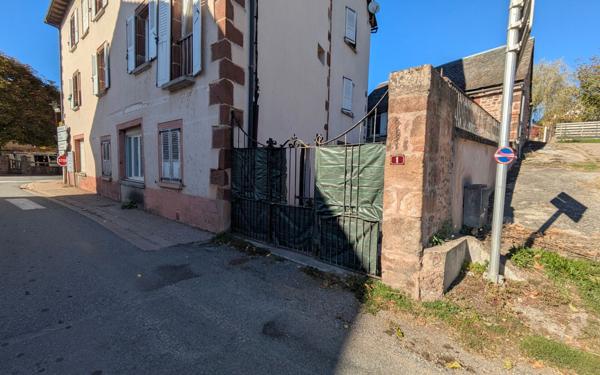 Appartement à louer    1 pièce • 29,69 m2 Saint-Cyprien-sur-Dourdou