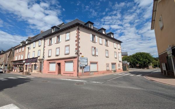 Appartement à louer    1 pièce • 29,69 m2 Saint-Cyprien-sur-Dourdou