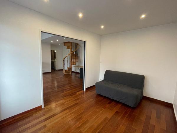 À LOUER - APPARTEMENT MEUBLÉ - MENNECY