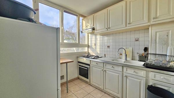 APPARTEMENT 3 PIÈCES 55M2 - SAVIGNY SUR ORGE, CALME AVEC PARKING