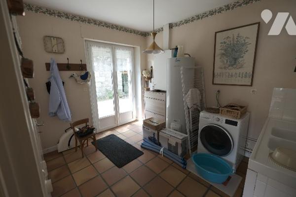 Maison en pierre avec piscine, vue imprenable sur la rance