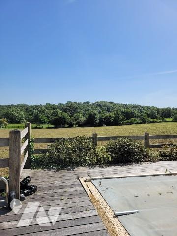Maison en pierre avec piscine, vue imprenable sur la rance