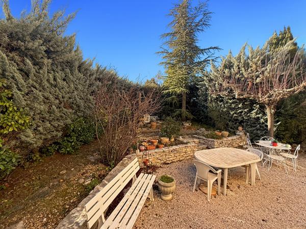 Villa individuelle T5 d'env. 100 m² avec grand garage attenant et cave sur parcelle de terrain cos de 424 m²