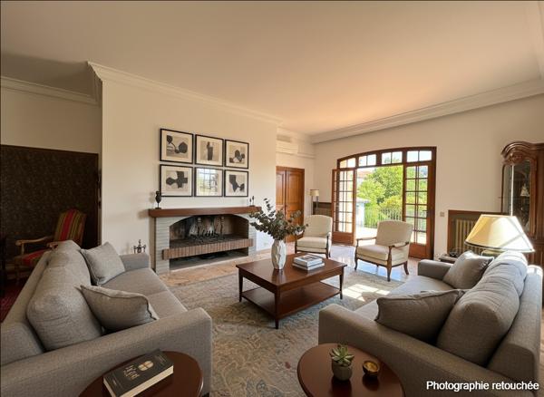 AIX-EN-PROVENCE SAINT-JEROME MAISON D' ARCHITECTE  10 PIECES jardin