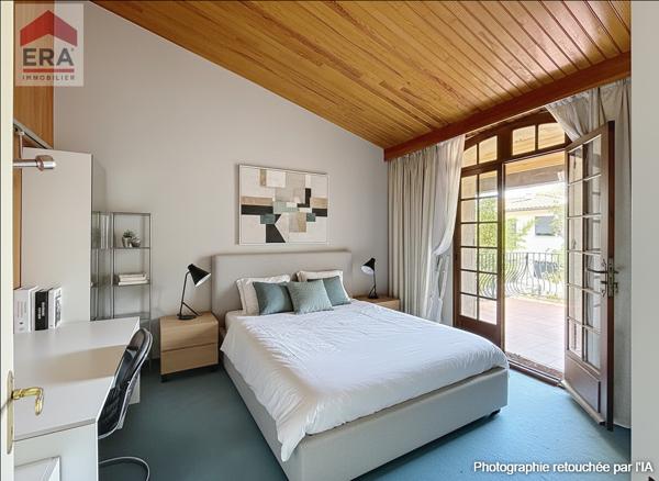 AIX-EN-PROVENCE SAINT-JEROME MAISON D' ARCHITECTE  10 PIECES jardin