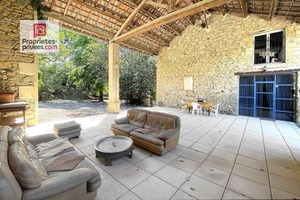 Propriété de prestige avec gîtes au coeur Sud Luberon