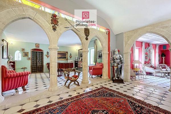 Propriété de prestige avec gîtes au coeur Sud Luberon