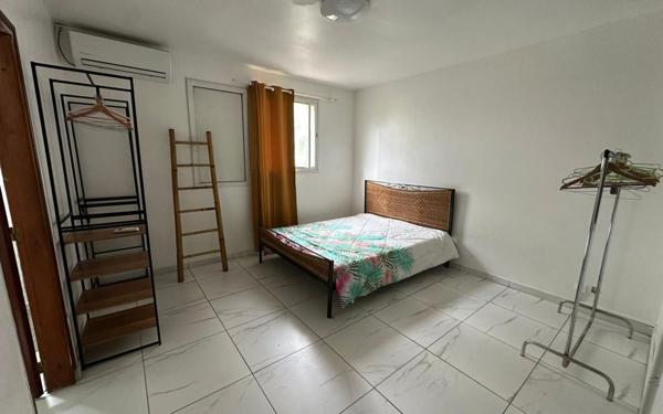 Appartement à louer    4 pièces •  Baillif