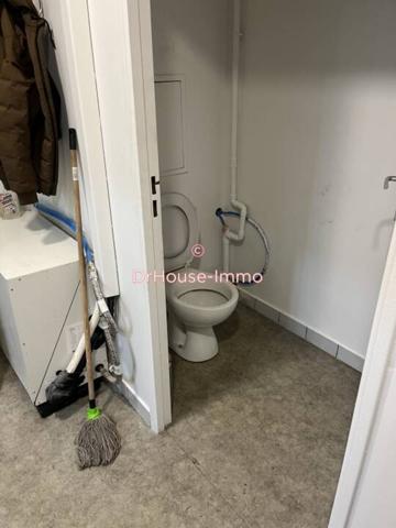 Commerce à vendre 3 pièces de 105 m²