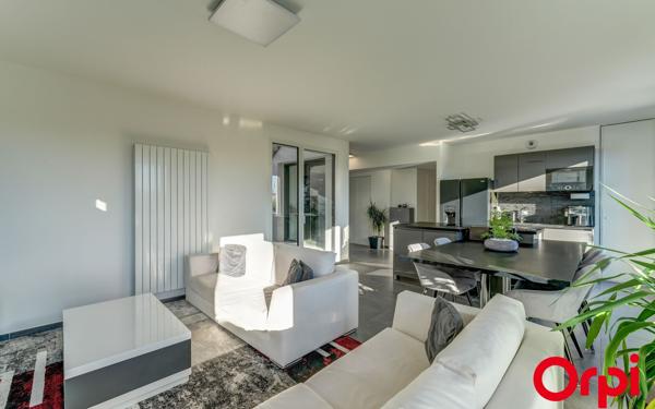 Appartement à vendre    5 pièces • 112,85 m2 Villeurbanne