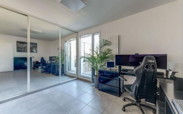 Appartement à vendre    5 pièces • 112,85 m2 Villeurbanne