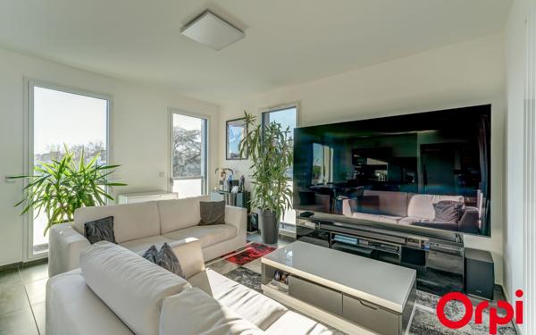 Appartement à vendre    5 pièces • 112,85 m2 Villeurbanne