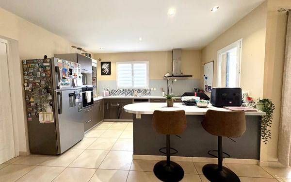 Maison à vendre    5 pièces • 139,40 m2 Villeneuve-lès-Maguelone