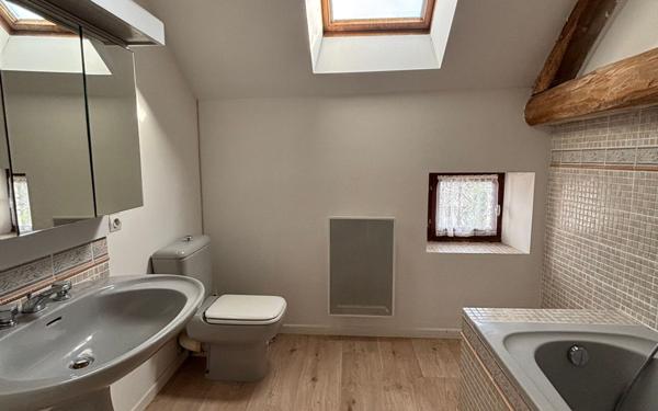 Maison à vendre    4 pièces • 100 m2 Nalliers