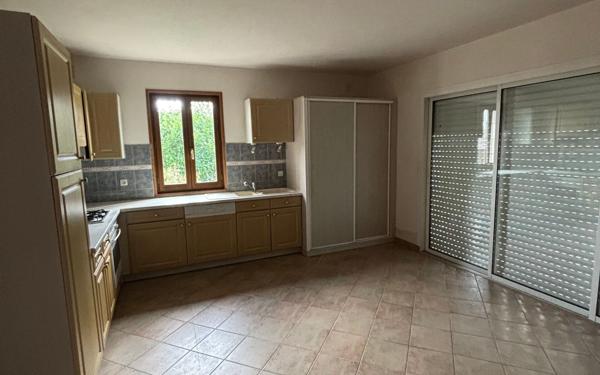 Maison à vendre    4 pièces • 100 m2 Nalliers