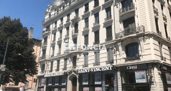 Location Appartement 6 pièces 210.08 m² - Lyon 69001