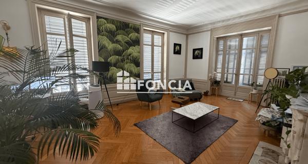 Location Appartement 6 pièces 210.08 m² - Lyon 69001