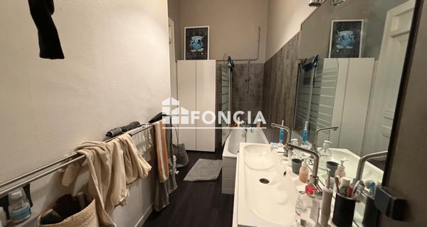 Location Appartement 6 pièces 210.08 m² - Lyon 69001