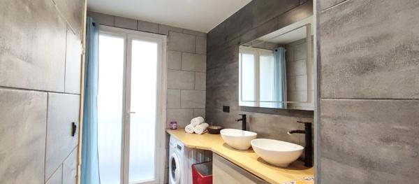 Saint-Laurent-du-Var – Centre-ville – 3 pièces transformé en 2 pièces rénové avec goût