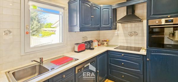 BLANQUEFORT 33290  - Maison de plain-pied de 110 m² environ + garage + grenier - Jardin, calme - Proche centre-ville