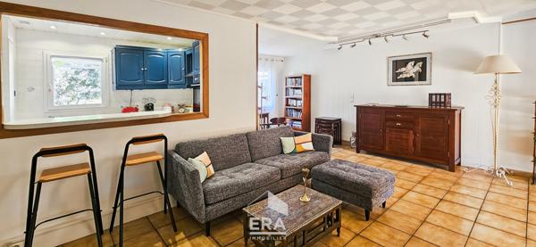 BLANQUEFORT 33290  - Maison de plain-pied de 110 m² environ + garage + grenier - Jardin, calme - Proche centre-ville