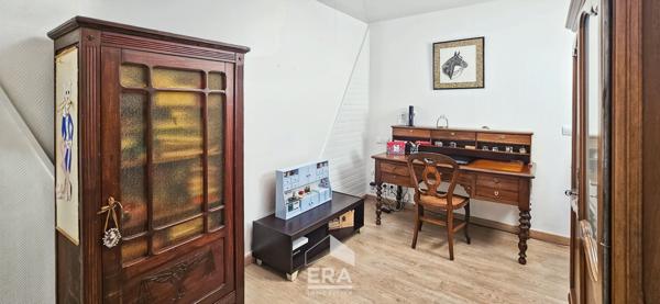 BLANQUEFORT 33290  - Maison de plain-pied de 110 m² environ + garage + grenier - Jardin, calme - Proche centre-ville