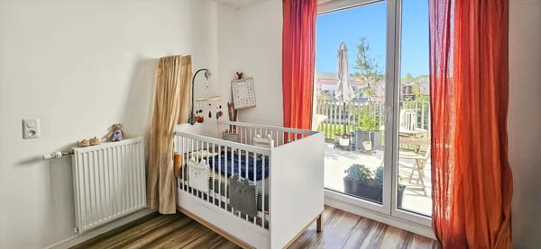 EYSINES CANTINOLLE - Apartement T3 de 70m² - Terrasse 27m² Sud - 1 place de Parking - Tram D