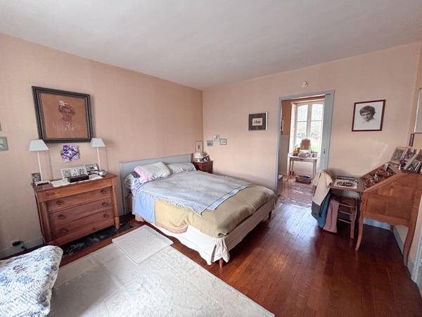 Maison Chateau Gontier Sur Mayenne 8 pièce(s) 240 m2