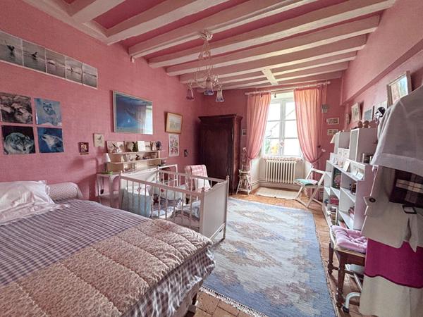 Maison Chateau Gontier Sur Mayenne 8 pièce(s) 240 m2