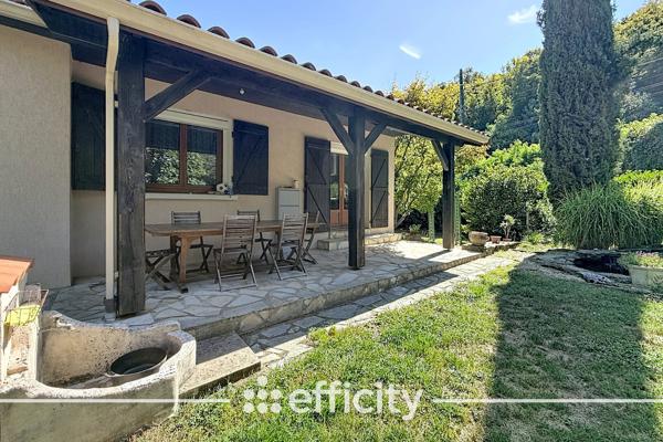 Maison
         5 pièces
        - 120 m² Exclusivité 329 000 € *