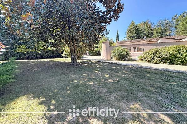 Maison
         5 pièces
        - 120 m² Exclusivité 329 000 € *