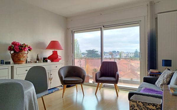 Appartement à vendre    2 pièces • 49 m2 Cholet