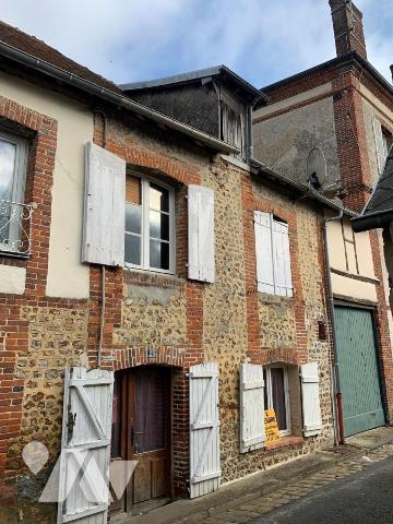 ORBEC CENTRE VILLE MAISON T3 AVEC JARDIN A RENOVER