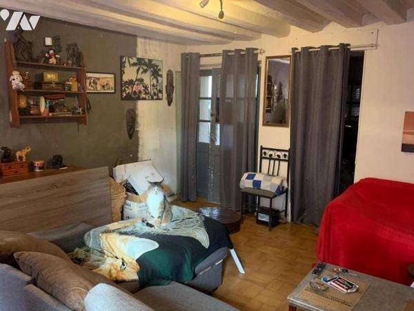 ORBEC CENTRE VILLE MAISON T3 AVEC JARDIN A RENOVER