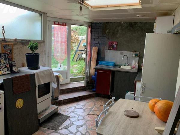 ORBEC CENTRE VILLE MAISON T3 AVEC JARDIN A RENOVER