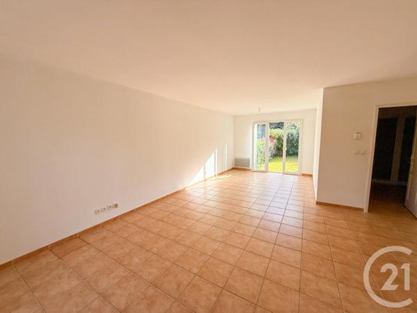 Maison à vendre  5 pièces - 94,38 m2 LA CROIX VALMER - 83