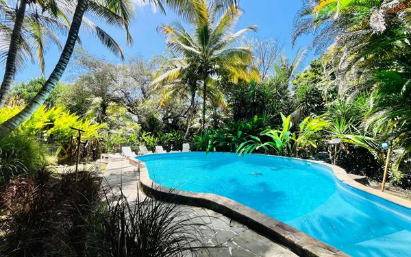 Maison à vendre    14 pièces •  Sainte-Anne