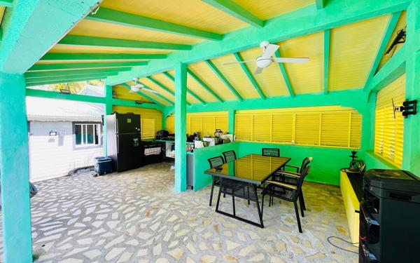 Maison à vendre    14 pièces •  Sainte-Anne