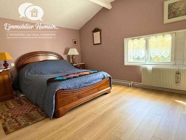 QUARTIER PRIVILÉGIÉ AU CALME, VIVABLE DE PLAIN-PIED, VUE DÉGAGÉE