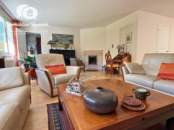 QUARTIER PRIVILÉGIÉ AU CALME, VIVABLE DE PLAIN-PIED, VUE DÉGAGÉE