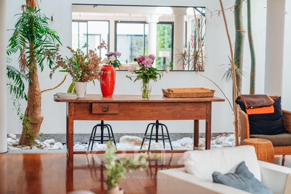 Loft élégant, situation privilégiée.