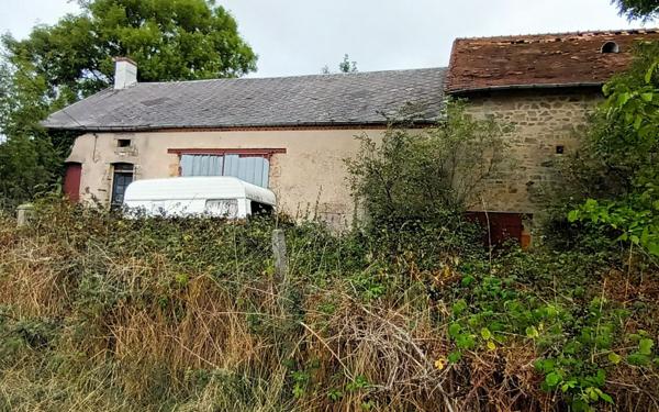 Maison à vendre    2 pièces •  Treignat