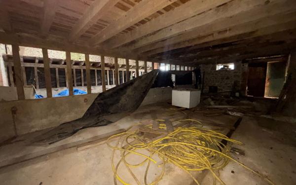 Maison à vendre    2 pièces •  Treignat