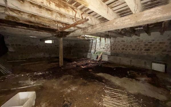 Maison à vendre    2 pièces •  Treignat