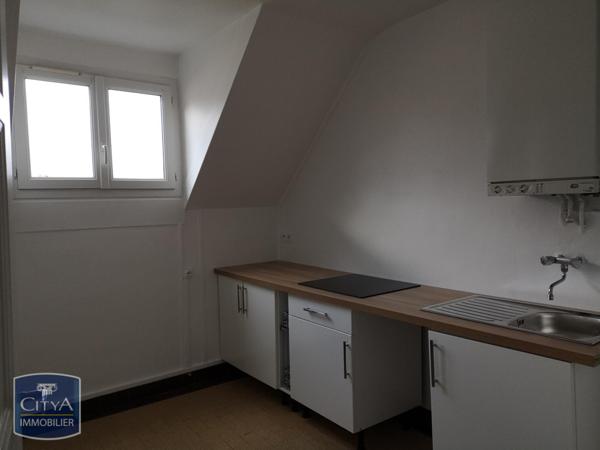 Appartement à louer 2 pièces 46.33m² Beauvais (60000)