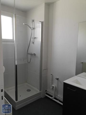 Appartement à louer 2 pièces 46.33m² Beauvais (60000)