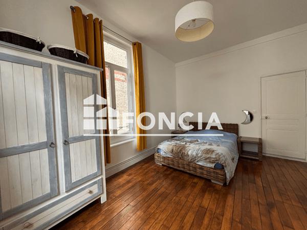 Location Appartement meublé 2 pièces 51.03 m² - 7 RUE HAUTE Blois 41000
