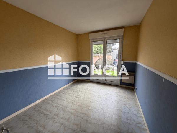 Location Appartement 2 pièces 52.25 m² - 21 RUE DES MOULINS Nogent Le Roi 28210